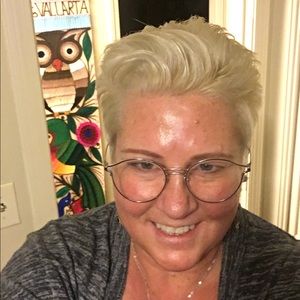 Meet your Posher, Patricia